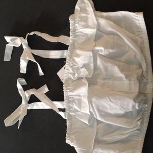 FOREVER 21 WHITE CROP TOP